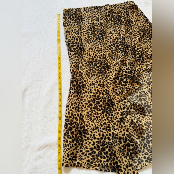 Code X Mode Size XL Nordstrom Leopard Print Asymmetrical Midi - Picture 10 of 11